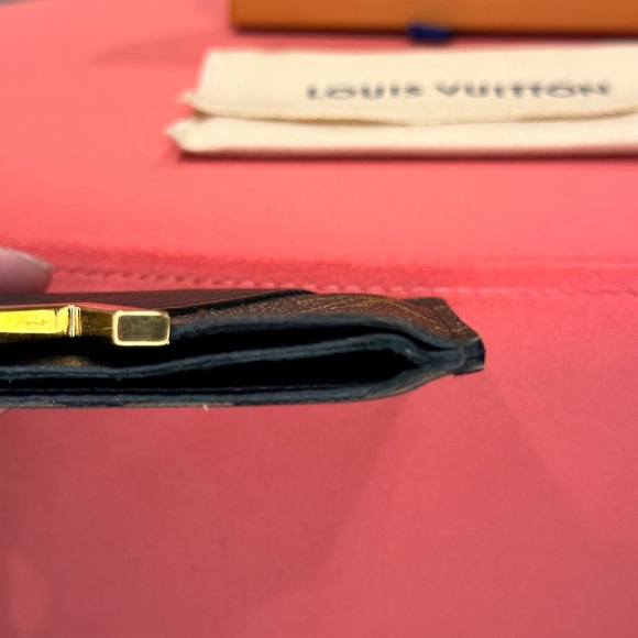 Louis Vuitton Cardholder - Picture 12 of 16